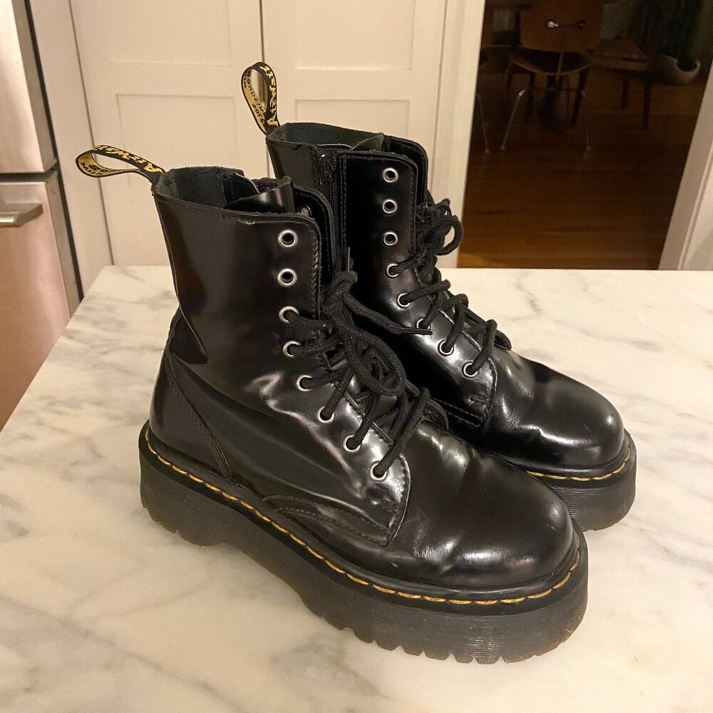 Black Platform Dr. Martens Boots in Great Condition (Women's 6)